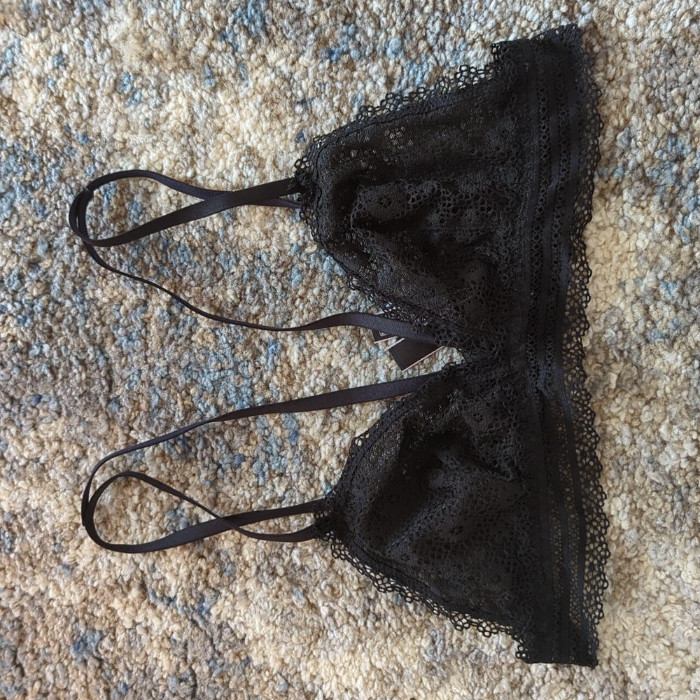 NWOT Size Small Victoria's Secret Bralette